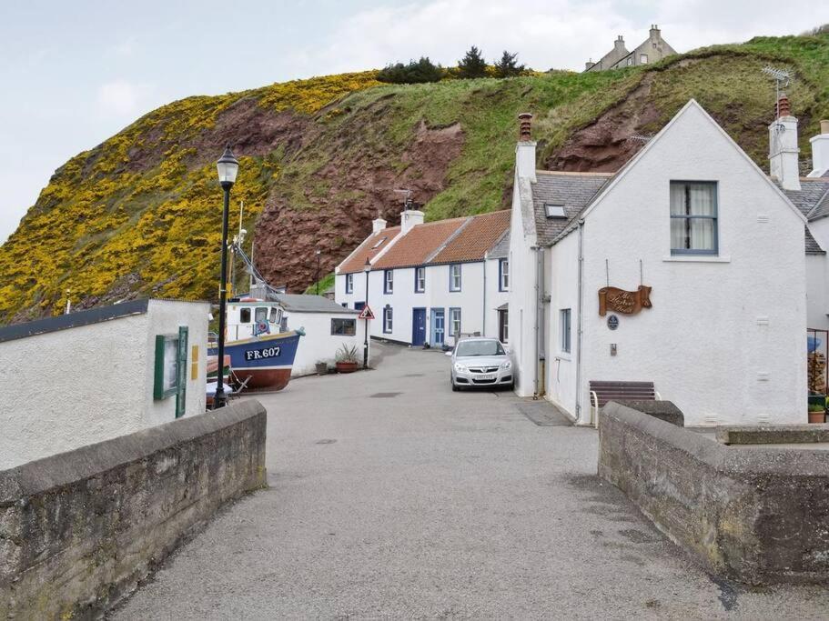 Fisherman'S Cottage In Pennan المظهر الخارجي الصورة
